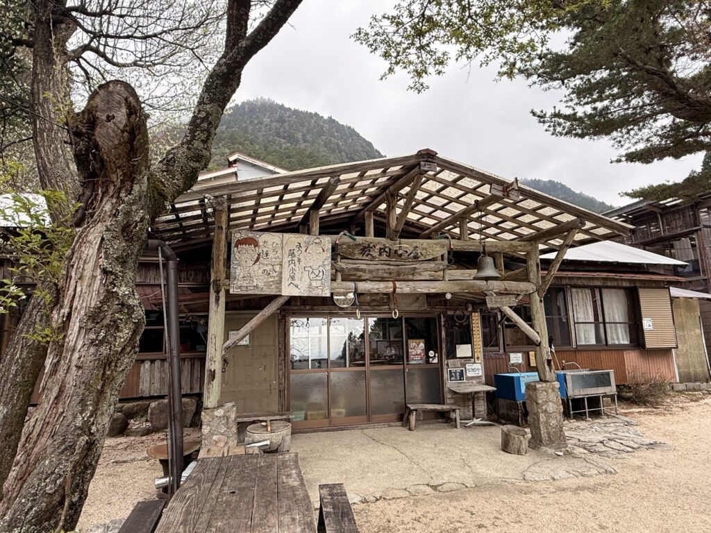 藤内小屋