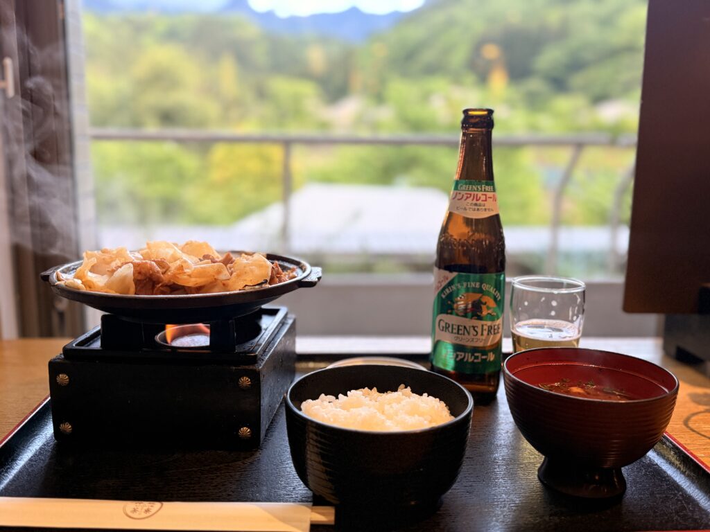 けいちゃん定食とノンアルコールビール